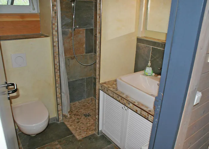 Vakantiehuis Blockhaus Mit Parkplatz Vor Der Ha