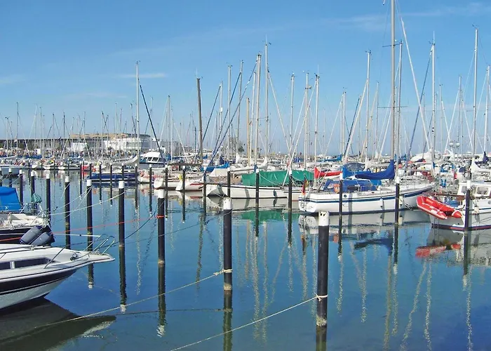 Blockhaus Mit Parkplatz Vor Der Ha Vakantiehuis *