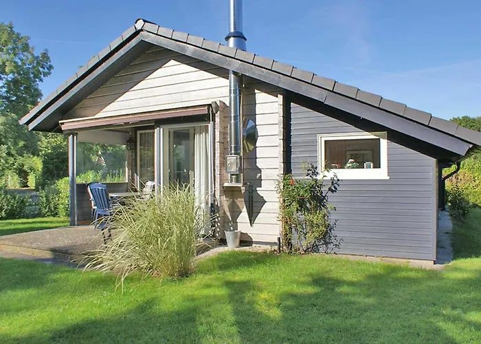 Vakantiehuis Blockhaus Mit Parkplatz Vor Der Ha